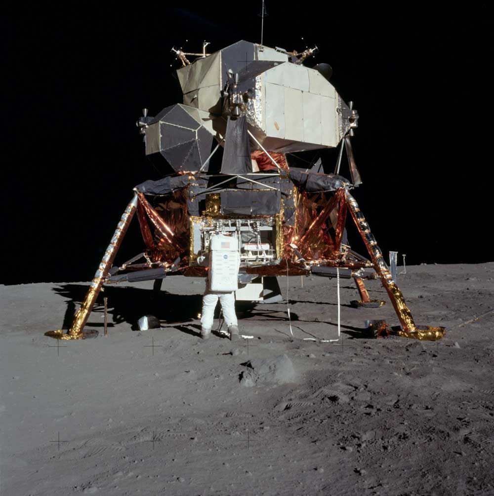 apollo 11 facts about the rocket